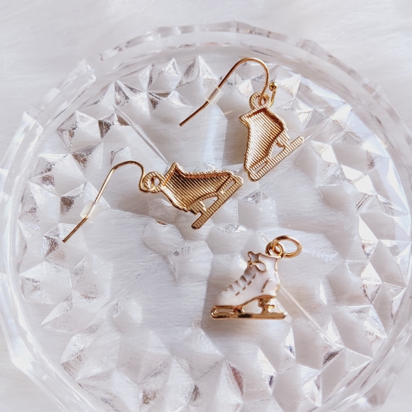 Winter Wonderland Ice Skating Jewelry Set 3 pc - Picture 5 of 7